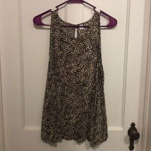 2 for $12 Old Navy Tanks